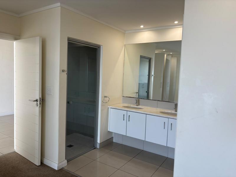 2 Bedroom Property for Sale in Humewood Eastern Cape